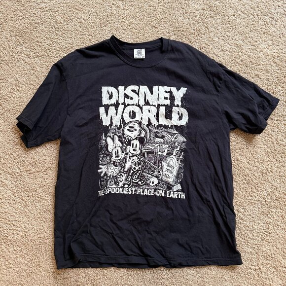 Disney World “The Spookiest Place on Earth” Halloween T-Shirt – Size 2XL (Comfo - Picture 1 of 3